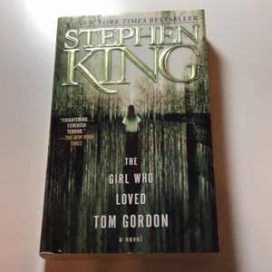 The Girl Who Loved Tom Gordon Stephen King paperback 2000
